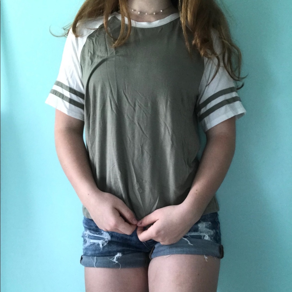 American Eagle t-shirt